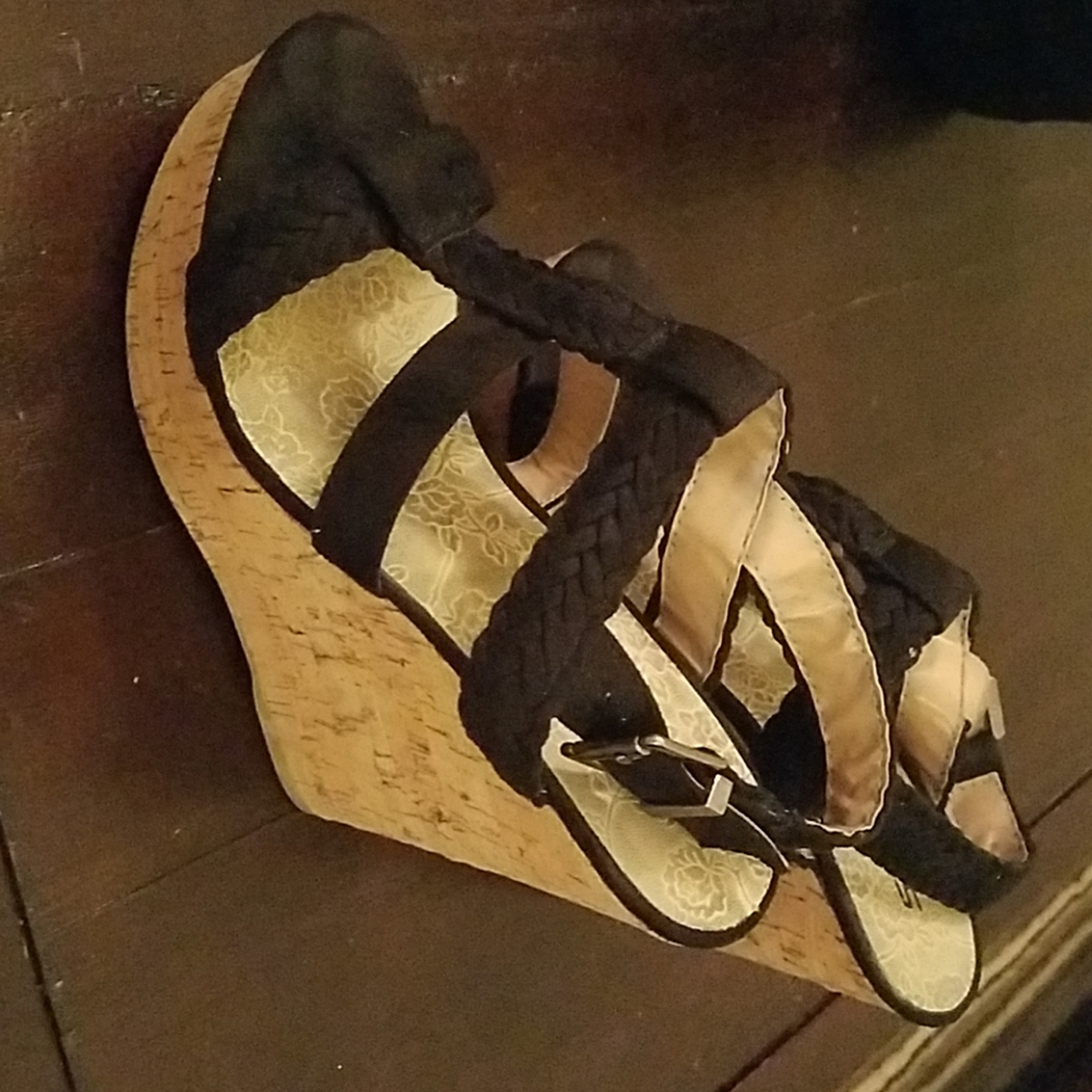 Black wedge sandal
